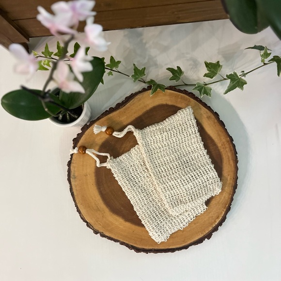 Exfoliating Soap Pouch - Picture 2 of 3